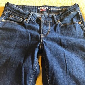 Levi jeans